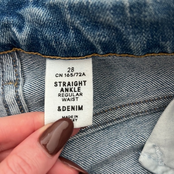 H&M Jeans - Picture 2 of 3